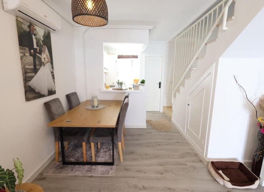 2 bedroom Townhouse for sale in Torre de la Horadada with pool - € 234,900 (Ref: 8981736)