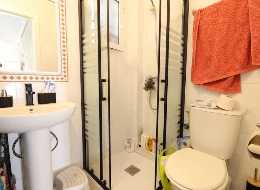 2 bedroom Townhouse for sale in Torre de la Horadada with pool - € 234,900 (Ref: 8981736)