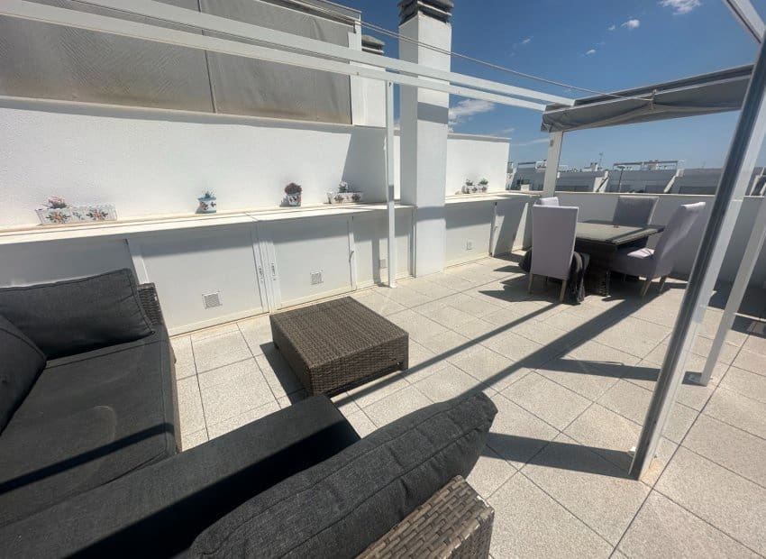 2 sypialnia Penthouse na sprzedaż w Entre Naranjos - 229 950 € (Ref: 8983028)