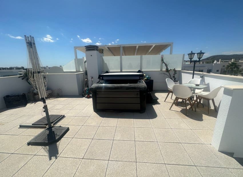 2 sypialnia Penthouse na sprzedaż w Entre Naranjos - 229 950 € (Ref: 8983028)