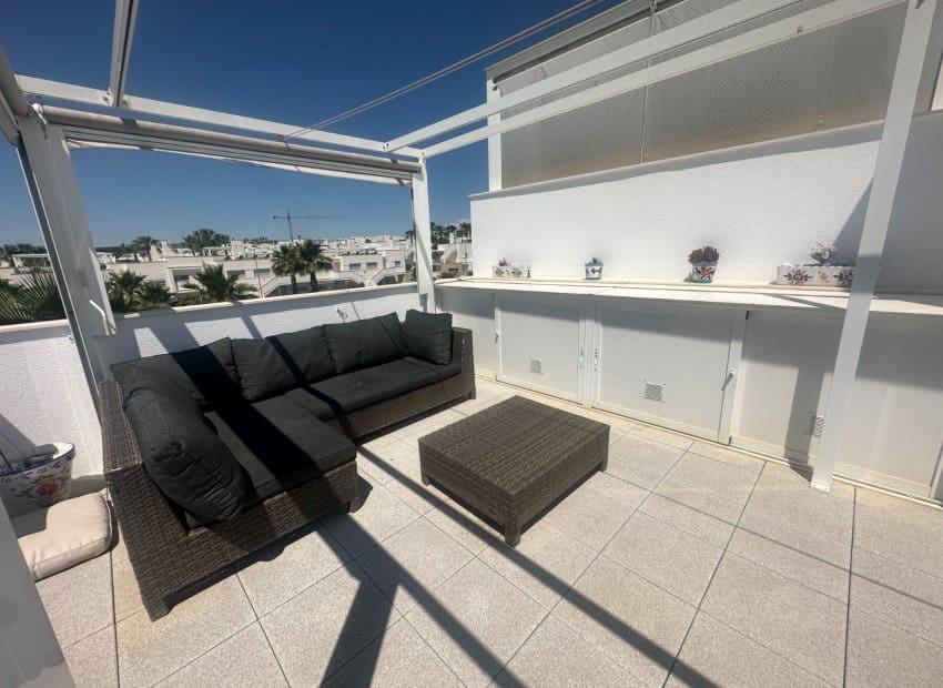 2 sypialnia Penthouse na sprzedaż w Entre Naranjos - 229 950 € (Ref: 8983028)