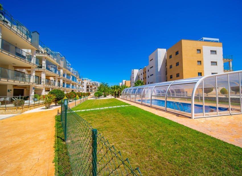 3 soveværelse Penthouse til salg i Villamartin med swimmingpool - € 360.000 (Ref: 9000322)