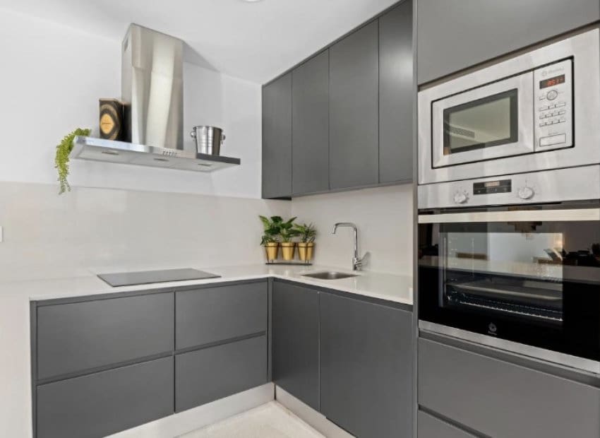 Chalet de 3 habitaciones en San Miguel de Salinas en venta con piscina - 355.000 € (Ref: 9006249)