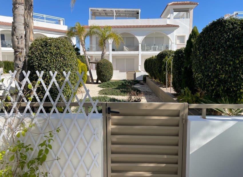 2 bedroom Apartment for sale in Ciudad Quesada with pool - € 334,000 (Ref: 9006256)