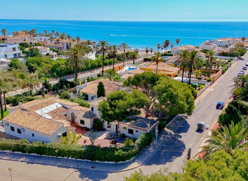 4 sypialnia Willa na sprzedaż w Playa Flamenca - 995 000 € (Ref: 9019121)
