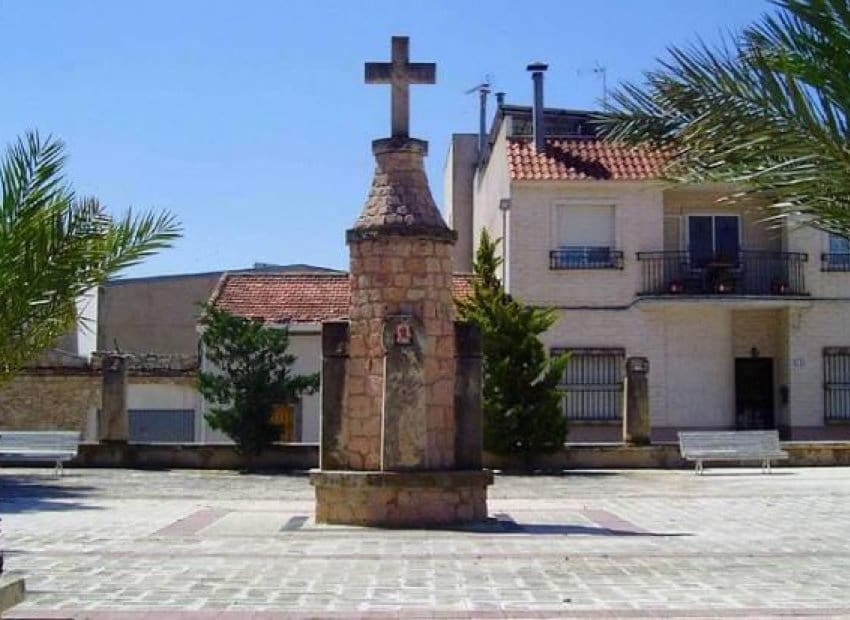 3 soveværelse Villa til salg i La Romana med swimmingpool - € 354.000 (Ref: 9021871)