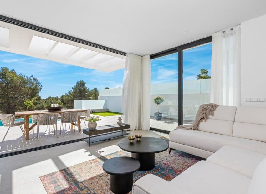 Chalet de 4 habitaciones en Polop en venta con piscina - 725.000 € (Ref: 9061777)