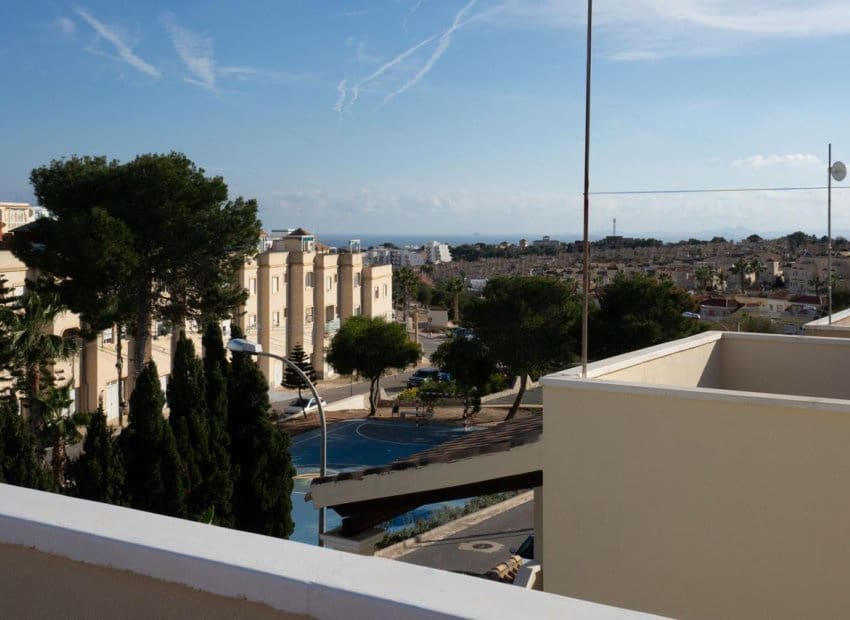 3 sypialnia Dom blizniak na sprzedaż w Filipinas z basenem - 295 000 € (Ref: 9061779)