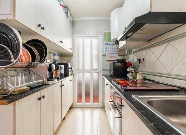 3 sypialnia Dom blizniak na sprzedaż w Las Filipinas z basenem - 295 000 € (Ref: 9061779)