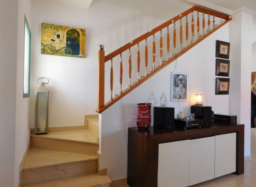 Chalet de 4 habitaciones en Ciudad Quesada en venta con piscina - 520.000 € (Ref: 9127141)