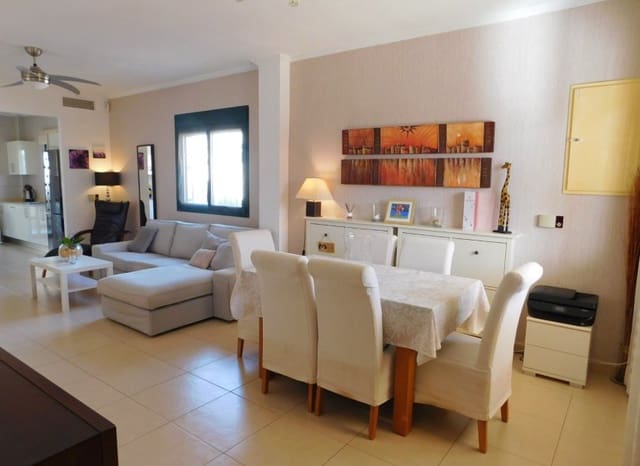 Chalet de 4 habitaciones en Ciudad Quesada, Rojales en venta con piscina - 520.000 € (Ref: 9127141)