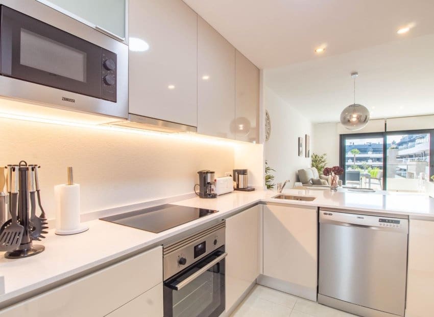 2 bedroom Apartment for sale in Orihuela Costa - € 395,000 (Ref: 9131462)