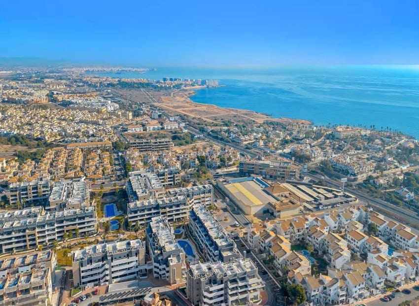 2 bedroom Apartment for sale in Orihuela Costa - € 395,000 (Ref: 9131462)