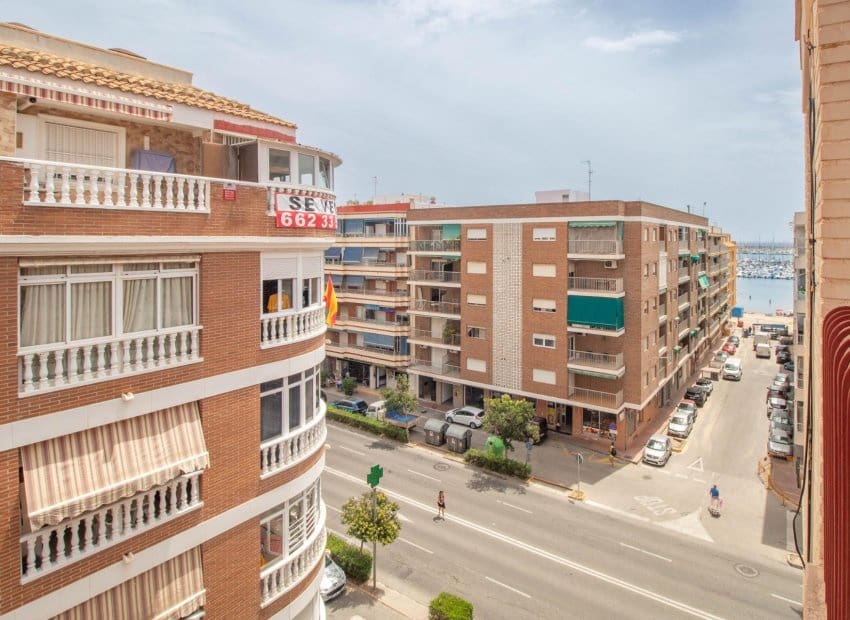 3 quarto Penthouse para venda em Torrevieja - 160 000 € (Ref: 9131466)