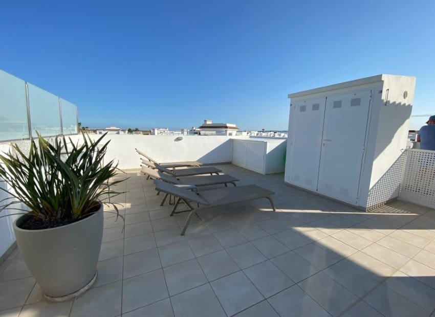 2 soveværelse Penthouse til salg i Ciudad Quesada med swimmingpool - € 299.900 (Ref: 9131469)