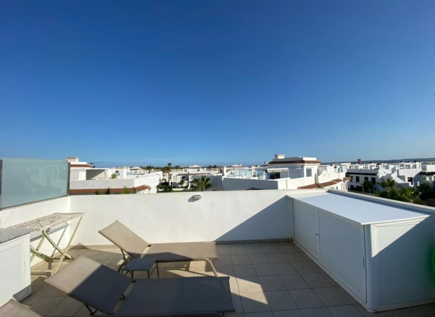 2 soveværelse Penthouse til salg i Ciudad Quesada med swimmingpool - € 299.900 (Ref: 9131469)