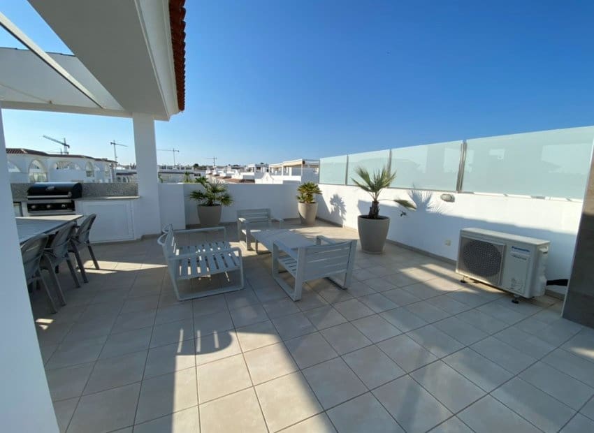 2 soveværelse Penthouse til salg i Ciudad Quesada med swimmingpool - € 299.900 (Ref: 9131469)