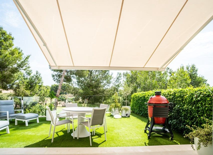 2 bedroom Apartment for sale in Pilar de la Horadada with pool - € 317,500 (Ref: 9131471)