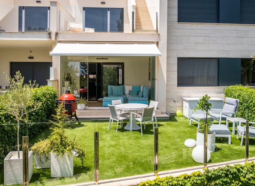 2 bedroom Apartment for sale in Pilar de la Horadada with pool - € 317,500 (Ref: 9131471)