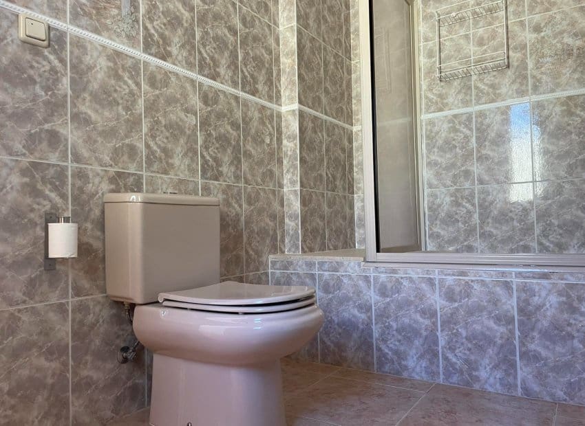 4 bedroom Villa for sale in Villamartin with pool - € 510,000 (Ref: 9131479)