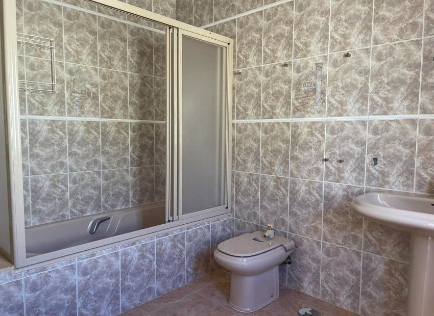 4 bedroom Villa for sale in Villamartin with pool - € 510,000 (Ref: 9131479)