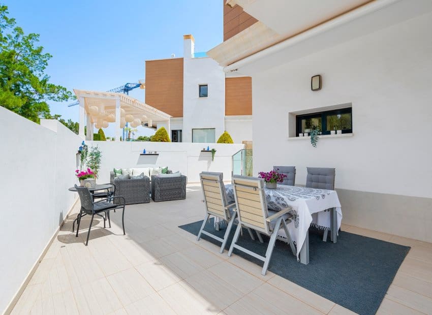 3 camera da letto Casa in vendita in Ciudad Quesada con piscina - 339.000 € (Rif: 9131482)