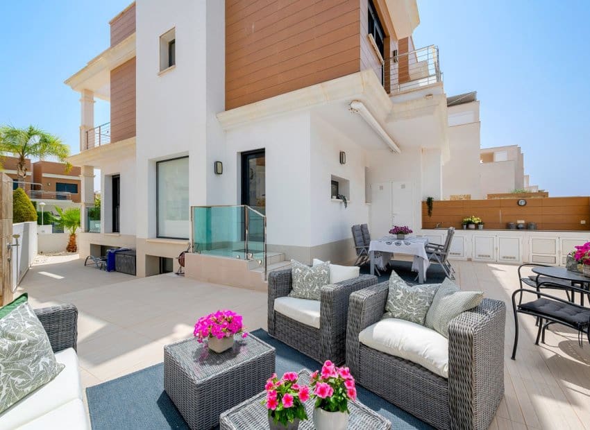 3 camera da letto Casa in vendita in Ciudad Quesada con piscina - 339.000 € (Rif: 9131482)