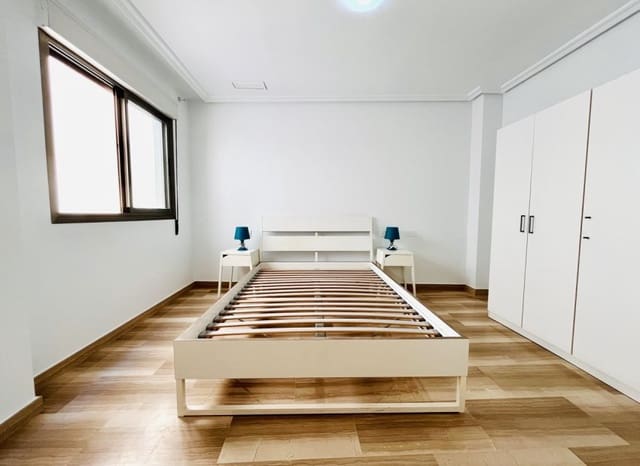 4 bedroom Apartment for sale in Norte, Santa Pola - € 330,000 (Ref: 9131752)