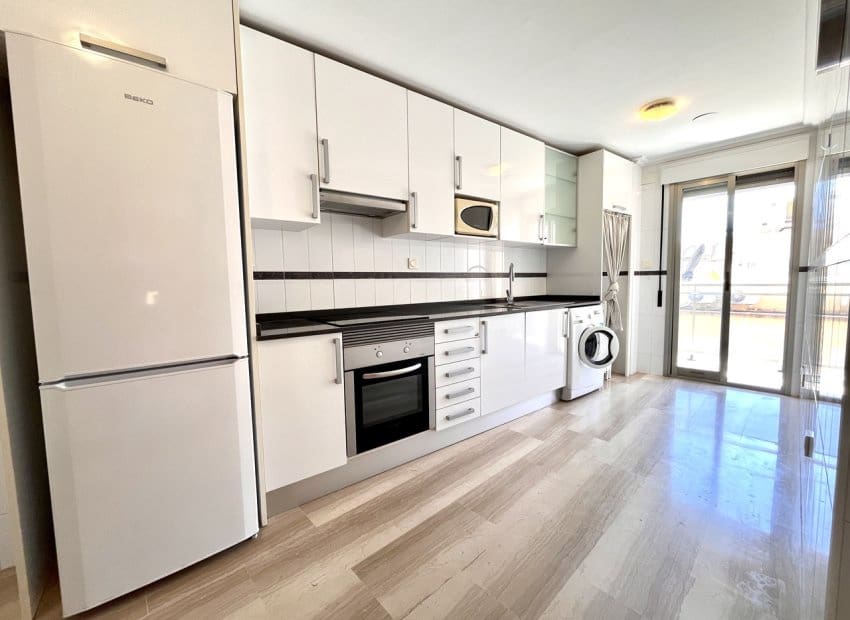 4 soveværelse Lejlighed til salg i Santa Pola - € 330.000 (Ref: 9131752)