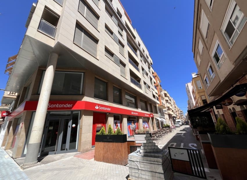 4 soveværelse Lejlighed til salg i Santa Pola - € 330.000 (Ref: 9131752)