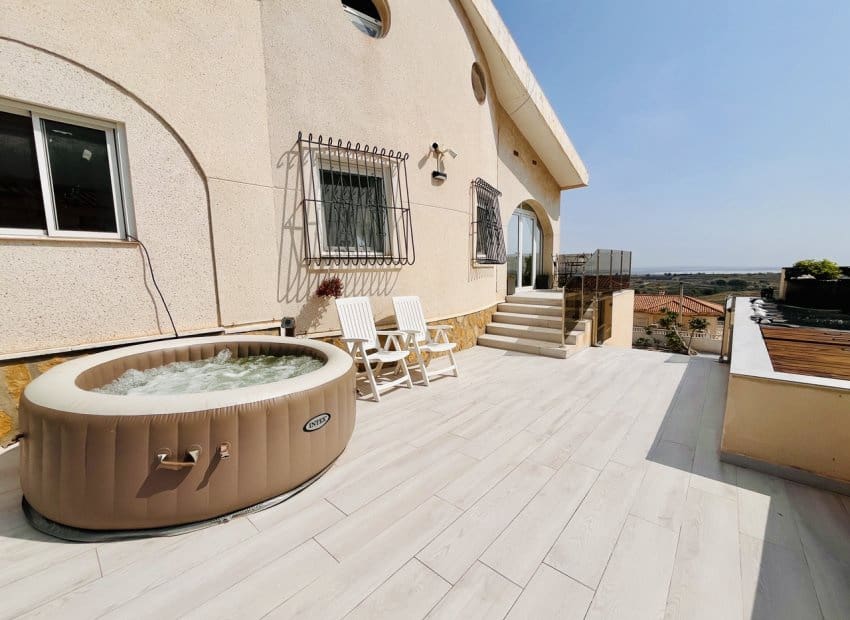 5 soverom Villa til salgs i San Miguel de Salinas - € 599 999 (Ref: 9131757)