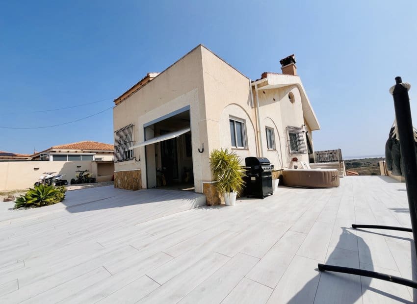 5 soverom Villa til salgs i San Miguel de Salinas - € 599 999 (Ref: 9131757)