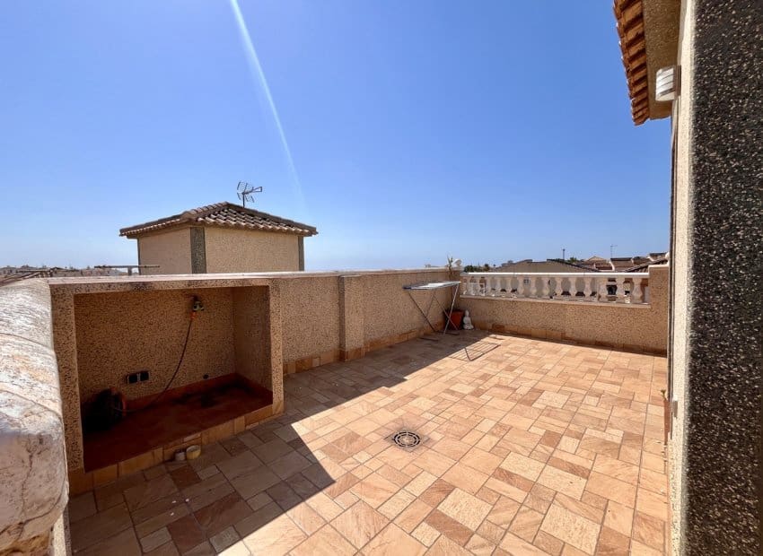 4 quarto Moradia para venda em San Miguel de Salinas com piscina - 249 999 € (Ref: 9131762)