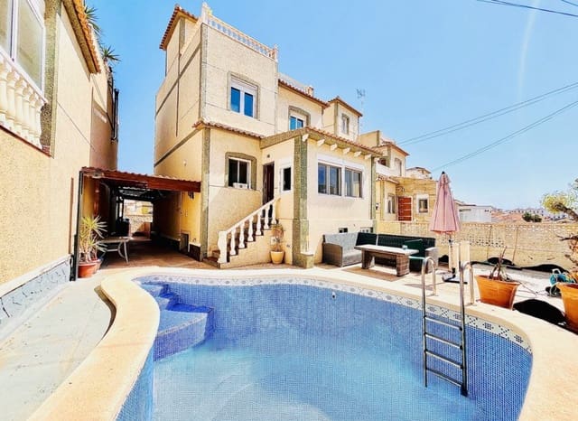 4 quarto Moradia para venda em San Miguel de Salinas com piscina - 249 999 € (Ref: 9131762)