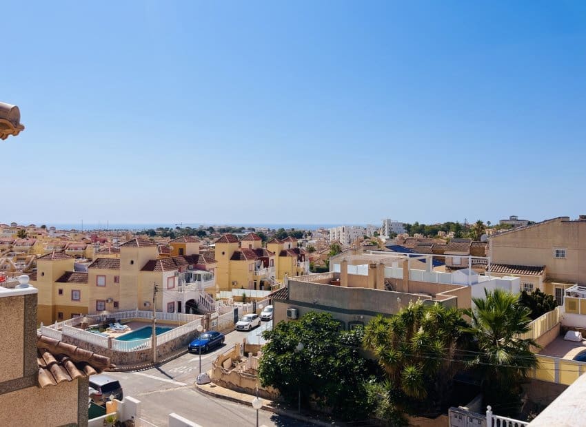 4 quarto Moradia para venda em San Miguel de Salinas com piscina - 249 999 € (Ref: 9131762)