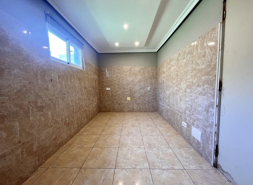 4 quarto Moradia para venda em San Miguel de Salinas com piscina - 249 999 € (Ref: 9131762)