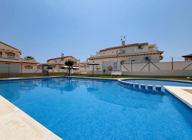 3 quarto Casa em Banda para venda em Playa Flamenca, Orihuela com piscina - 288 000 € (Ref: 9131763)
