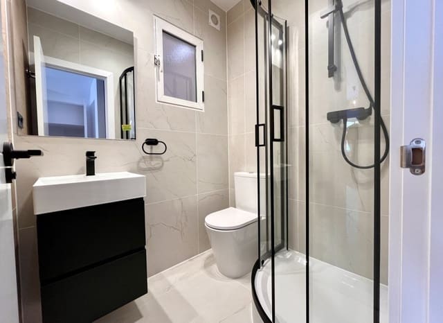 3 quarto Casa em Banda para venda em Playa Flamenca, Orihuela com piscina - 288 000 € (Ref: 9131763)