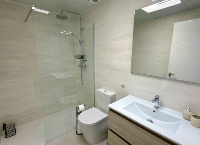 Apartamento de 2 habitaciones en Pilar de la Horadada ciudad, Pilar de la Horadada en venta con piscina - 249.900 € (Ref: 9131767)