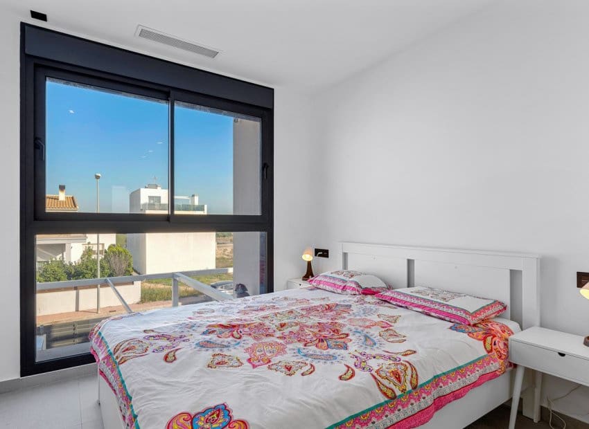 4 makuuhuone Huvila myytävänä paikassa Ciudad Quesada mukana uima-altaan - 369 000 € (Ref: 9131771)