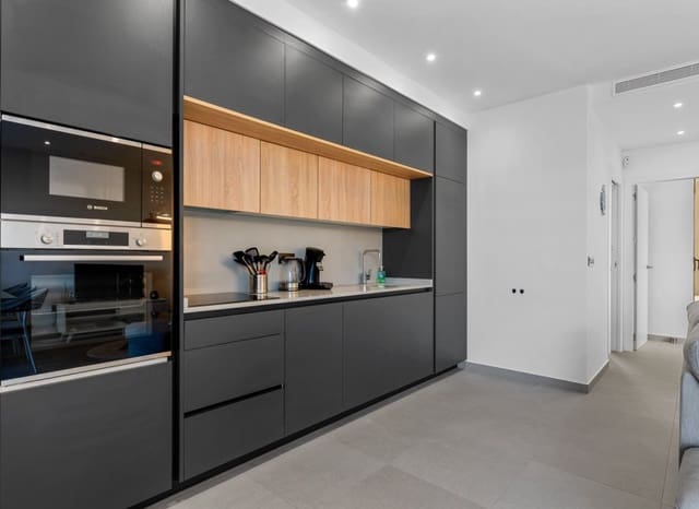 4 makuuhuone Huvila myytävänä paikassa Ciudad Quesada, Rojales mukana uima-altaan - 369 000 € (Ref: 9131771)