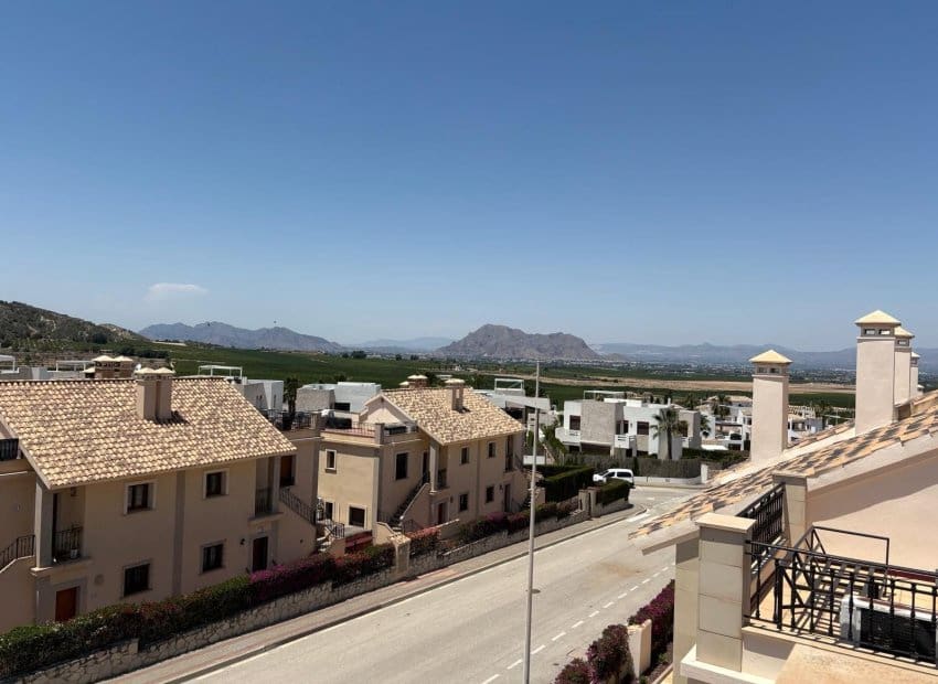 2 bedroom Penthouse for sale in Algorfa with pool - € 185,000 (Ref: 9133154)