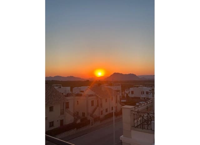 2 bedroom Penthouse for sale in Algorfa with pool - € 185,000 (Ref: 9133154)