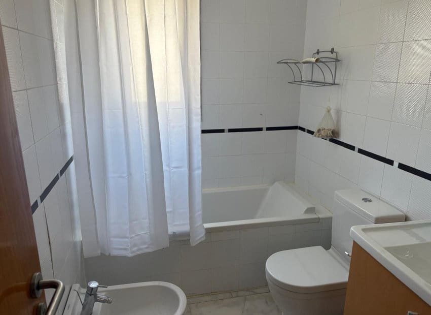 2 bedroom Penthouse for sale in Algorfa with pool - € 185,000 (Ref: 9133154)