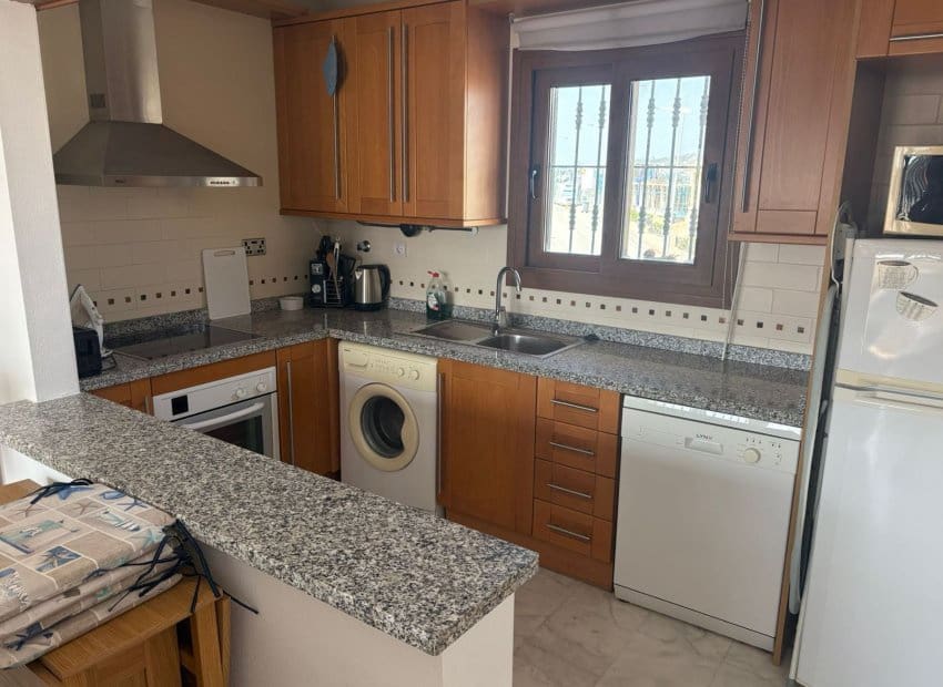 2 bedroom Penthouse for sale in Algorfa with pool - € 185,000 (Ref: 9133154)