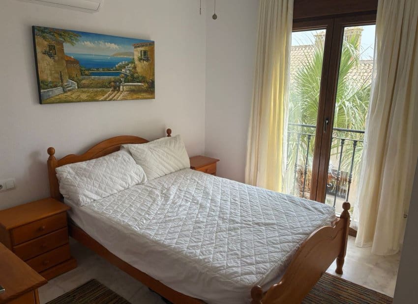 2 bedroom Penthouse for sale in Algorfa with pool - € 185,000 (Ref: 9133154)