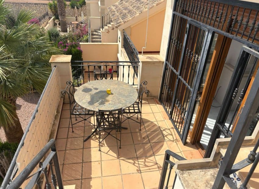 2 bedroom Penthouse for sale in Algorfa with pool - € 185,000 (Ref: 9133154)