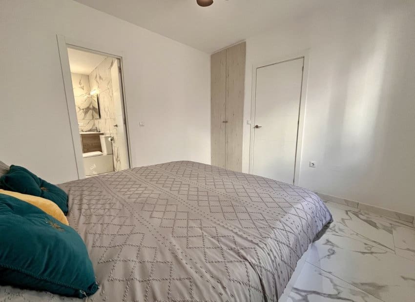 1 soverom Leilighet til salgs i Villamartin med svømmebasseng - € 155 000 (Ref: 9133158)