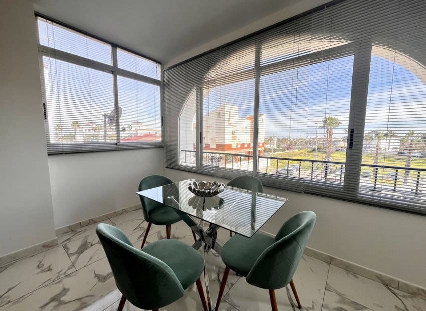 1 soverom Leilighet til salgs i Villamartin med svømmebasseng - € 155 000 (Ref: 9133158)