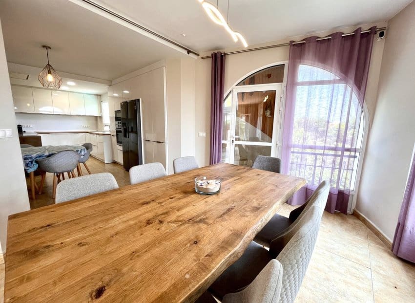 5 bedroom Villa for sale in Orihuela Costa with pool - € 795,000 (Ref: 9133161)